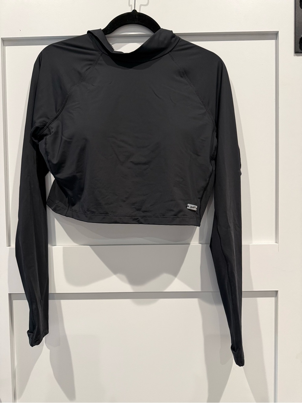 Duluth Trading Co Cropped Rash Guard - Picture 4 of 5